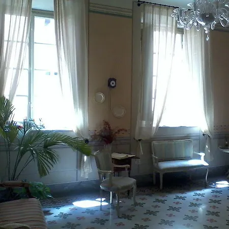 A Palazzo Busdraghi Residenza D'epoca