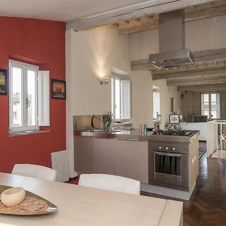 לינה וארוחת בוקר A Palazzo Busdraghi Residenza D'epoca