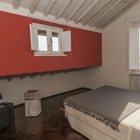 לינה וארוחת בוקר A Palazzo Busdraghi Residenza D'epoca