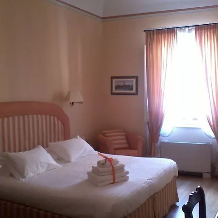 A Palazzo Busdraghi Residenza D'epoca לוקה